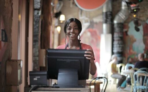 Comment digitaliser l’expérience client de son commerce ?